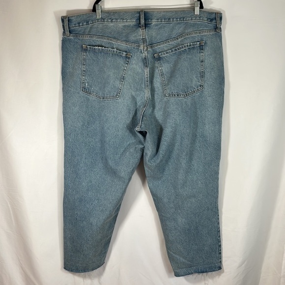 Old Navy Light Blue Extra High-Rise Sky-Hi Straight Distressed Jeans - Picture 11 of 14